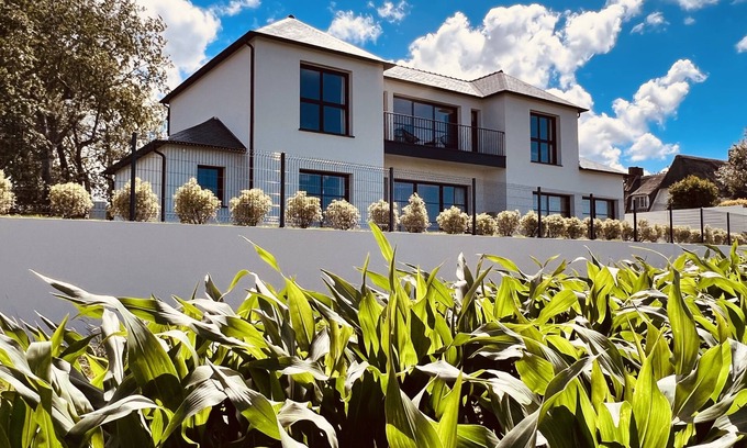 Plouider Villa | Luxury Villa with panorama sea view + privat wellness area + sauna + swim SPA