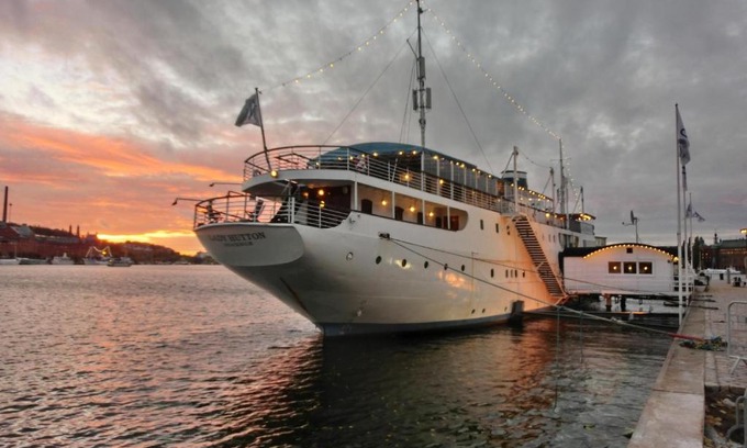 Gamla Stan Alquiler De Eote | Mälardrottningen Yacht Hotel