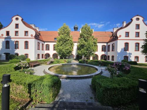 Eurasburg Apartamento | Märchenhafte Schloss-Suite Gräfin Silvia Theresia