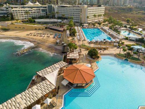 Raouche Complejo | Mövenpick Hotel Beirut