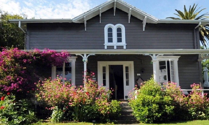 Nelson South Casa | Ma Maison - A delightful heritage home located within Nelson’s dress circle