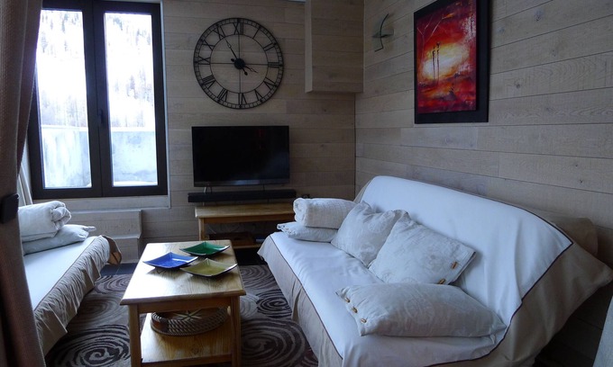 Isola Apartamento | Magnífico apartamento de 4 habitaciones + terrazas + garaje cerrado, frente a la nieve