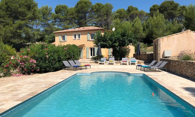Flayosc Villa | ¡Nuevo! Magnífica villa con piscina climatizada cerca del pueblo provenzal