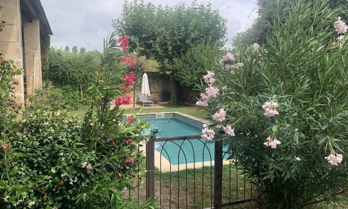 Charleval Cabaña | Hermoso edificio anexo en Mas Provenzal con piscina, cerca de Pont Royal Golf