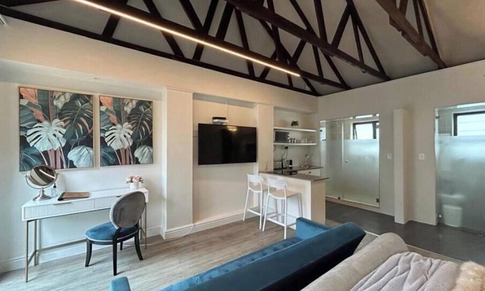 Tokai Apartamento | Magnolia King - Honeymoon Unit Self catering