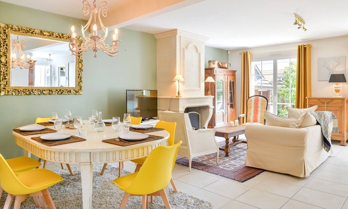 Schuman Casa | Magnolia - Charmante maison avec jardin et stationnement privé