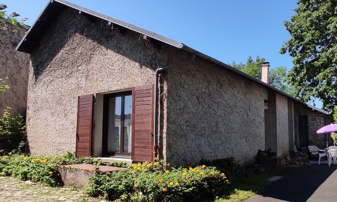 Lanobre Casa | Maison a 2 pas des Volcans