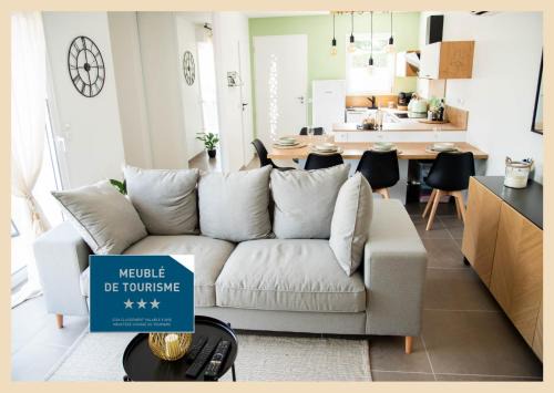 Mus Casa | Maison cosy à Mus avec terrasse, clim, Wi-Fi et terrain de boules Séjour détente ou professionnel au calme