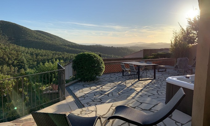 La Londe-les-Maures Casa | Maison Dans les Hauteurs de Valcros