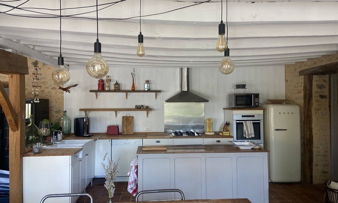 Fougerolles Casa | Maison de Campagne Authentique et Chaleureuse