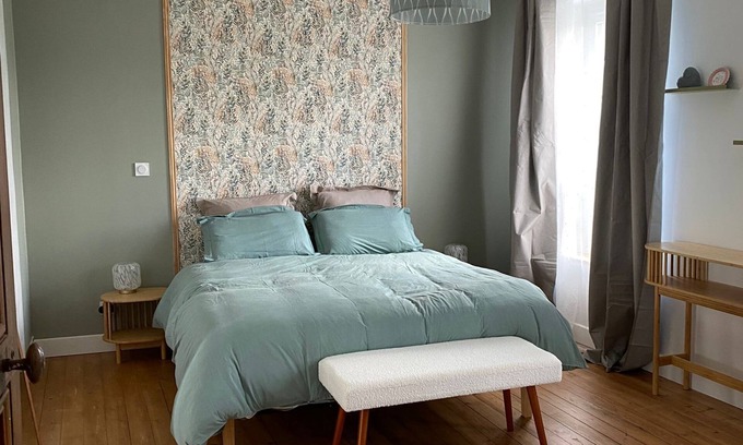 Damville Casa | Maison de Ville à 1h30 de Paris. Idéal Pour un Séjour en Famille ou Entre Amis