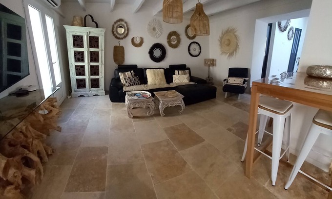 Eyragues Casa | LA BOHÈME