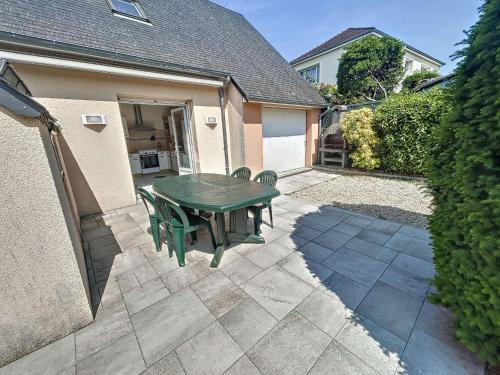 Saint-Pair-sur-Mer Casa | Maison de Ville avec Jardin Clos à 250m des Commerces et Proche de la Mer - FR-1-361-358