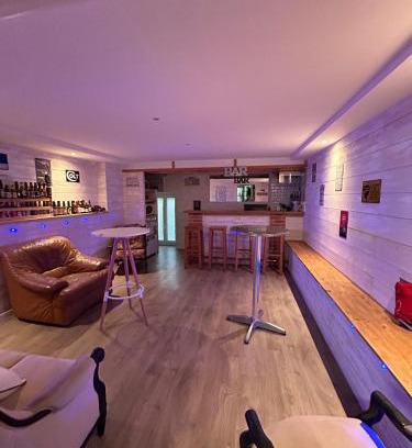 Tournon-sur-Rhone Apartamento | Maison en duplex 85m2 avec bar et garage