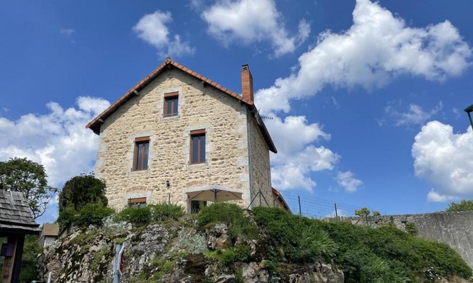 La Chabanne Casa | Maison moderne avec vue montagne Bourbonnaise - FR-1-489-341