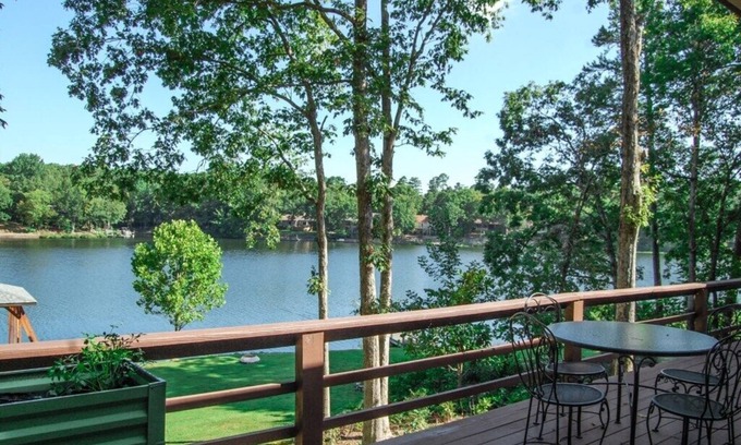 Hot Springs Village Casa | Making Memories on Lake Pineda