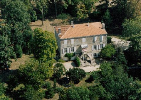 Blanzay sur Boutonne Cama Y Desayuno | Manoir Angle