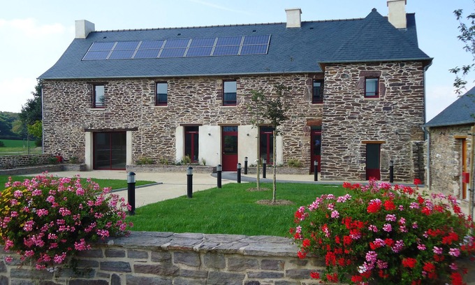 Talensac Casa | Manoir de la Hunaudière: una gran casa rural, casa rural de escala en el país de Brocéliande