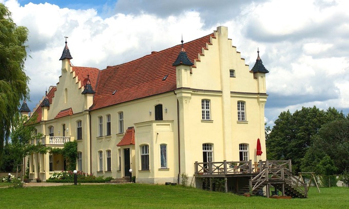 Meyenburg Casa | Manor house with historical flair for families and groups