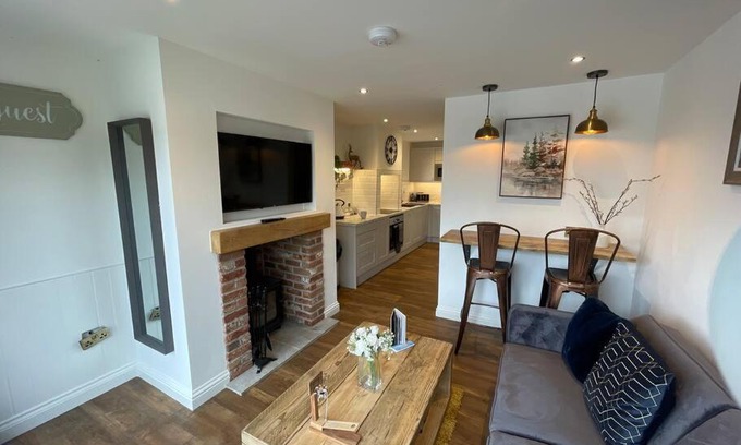 Crawshaw Booth Casa | Maple Cove