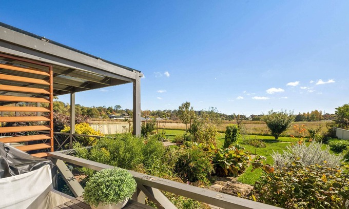 Calare Villa | Marcotta Guest Suite | Moments to Golf Course