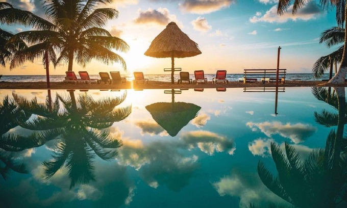 Hopkins Complejo | Massive Beach House w/ Private Balconies, Full Kitchen, & Beachfront Views