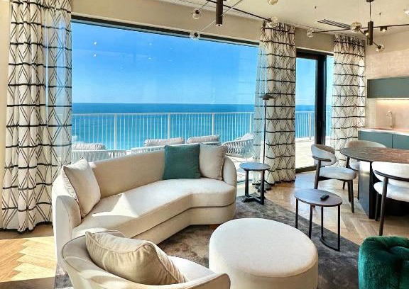 Roiano-Gretta-Barcola-Cologna-Scorcola Apartamento | Maximilian Suites