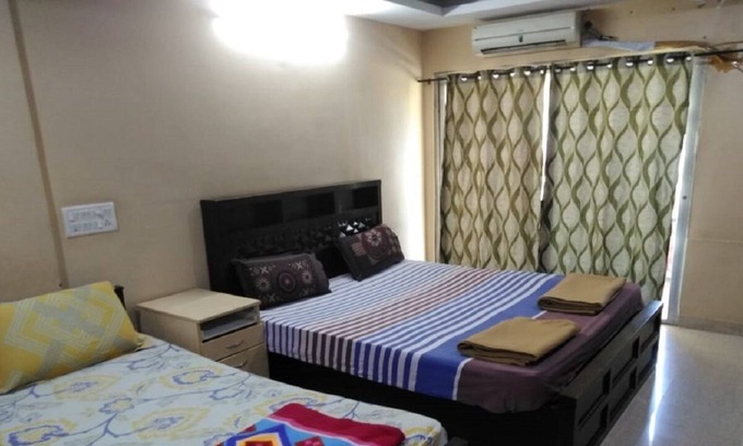 Thousand Lights Hotel | Maxprime Hotels Greams Road