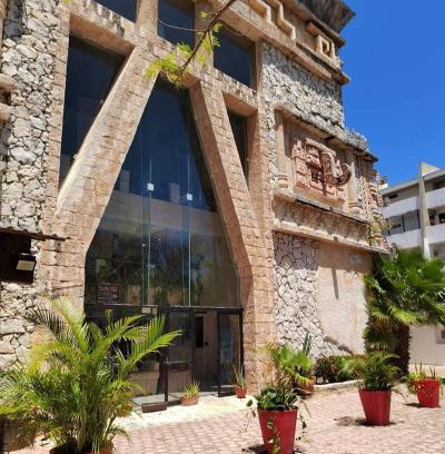 Punta Cancún Hotel | Mayafair All Inclusive