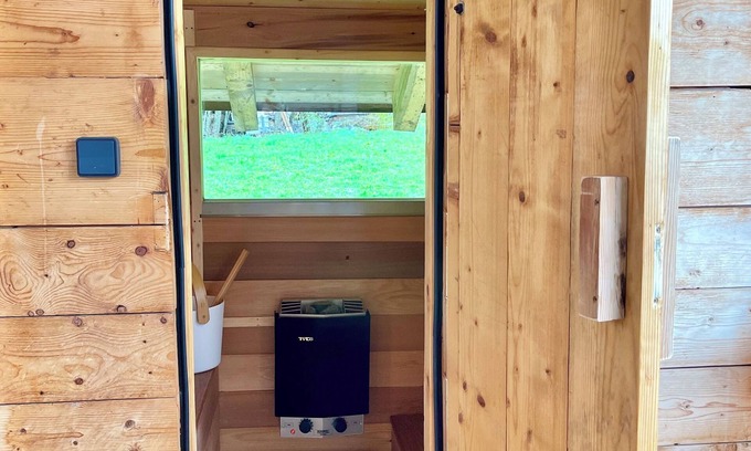 Saint-Jean-de-Sixt Chalet De Esquí | Mazot Xel-Ha: Wooden chalet: Sauna, Jacuzzi, Wifi, South-facing terrace, all comforts...