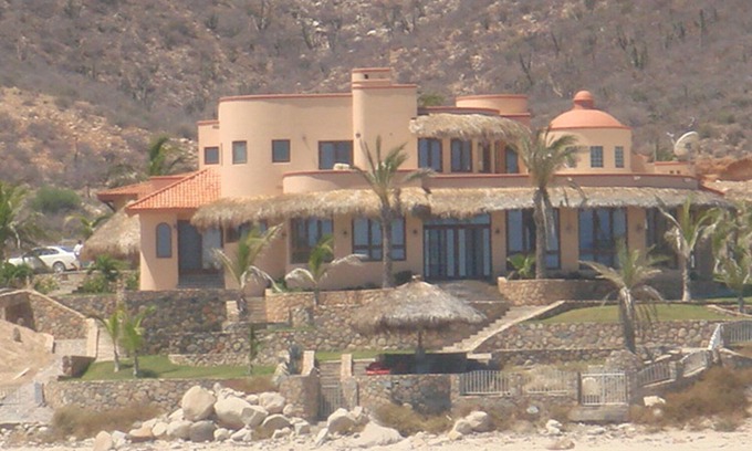 Pescadero Casa | McGann Estate Resort: dos casas en la playa, capacidad para 14