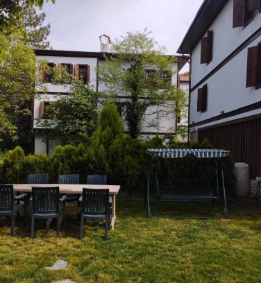 Safranbolu City Center Hotel | Mehmet Efendi Ottoman Mansion Garden Safranbolu