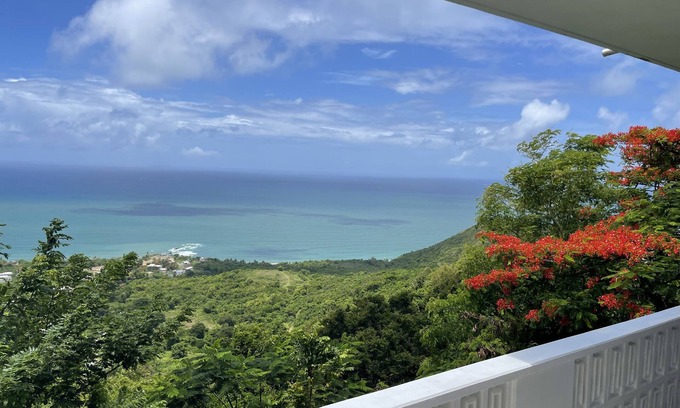 Camino Nuevo Casa | Mi Casita in the Mountains 5 Min from the beach! Breathtaking View!