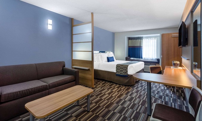 Burlington Hotel | Microtel Inn & Suites by Wyndham Burlington