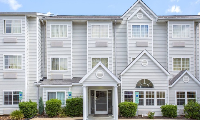 Kannapolis Hotel | Microtel Inn & Suites by Wyndham Kannapolis/Concord