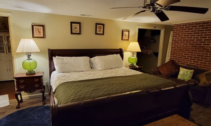 Hubert Casa | Mid-Century Country Home, nice front porch and east west split bedroom suites.