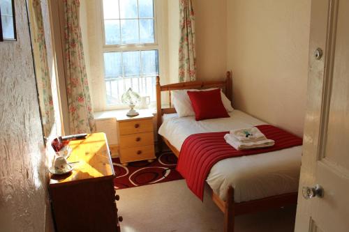 Pembroke Hotel | Middlegate Hotel