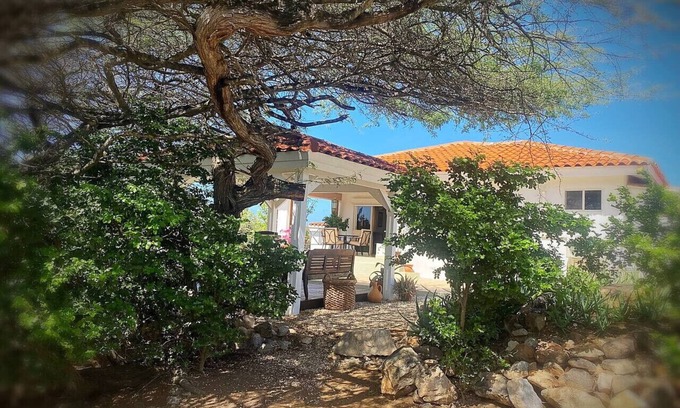 Sabana Liber Casa | Mila’s Family Getaway