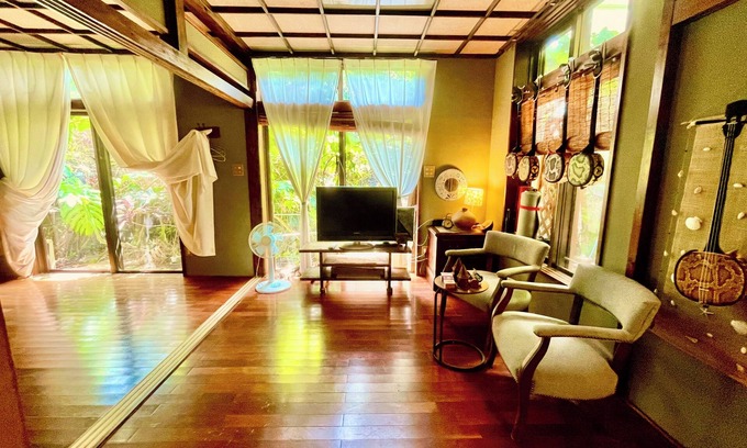 Kadena-cho Casa | Milk-ya Guest House - Caters to Women only