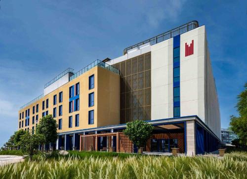 Abu Dhabi Hotel | Millennium Residences Saadiyat Island