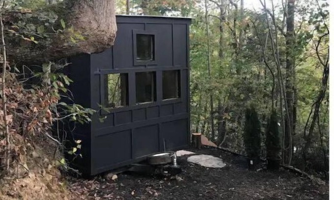 Boone Cabaña | Mini Moonshine Ridge