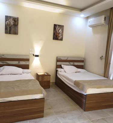 Village Road Hotel | Mirage Bay Resort & Agua Park