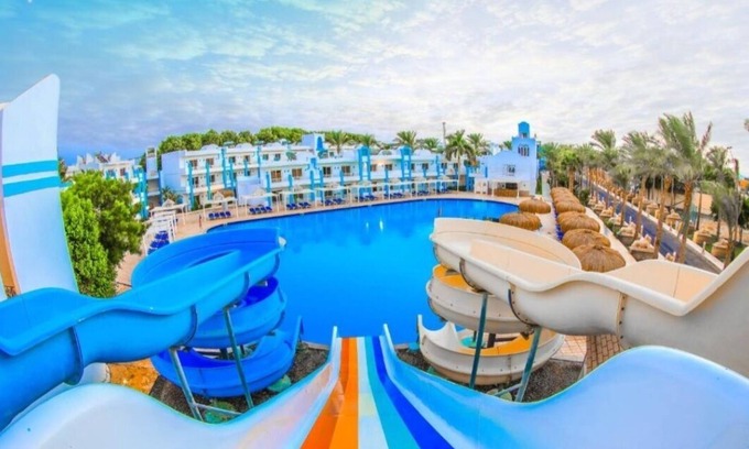 Village Road Apartamento | Mirage Beach Resort & Aquapark All-Inclusive