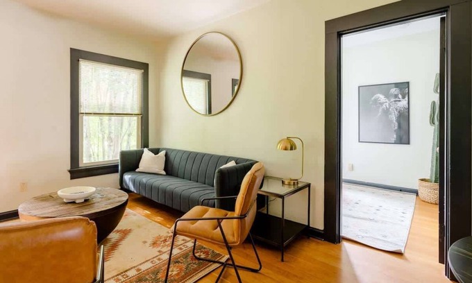 Belmont Casa | Moab Vibes in PDX - Walk to Local Coffee & Food