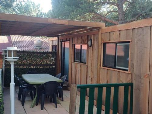 Sournia Otro | Mobil-home spacieux avec terrasse - 6 personnes - API-1-52-676