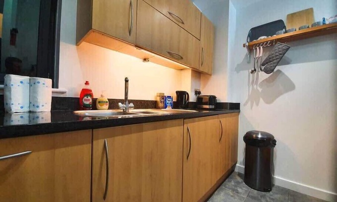 Poplar Apartamento | Modern 3 Bed Apt on 8th Floor with Amazing Views