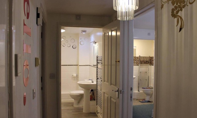 Edmonton Apartamento | Modern and Cosy Apartment in North London, UK