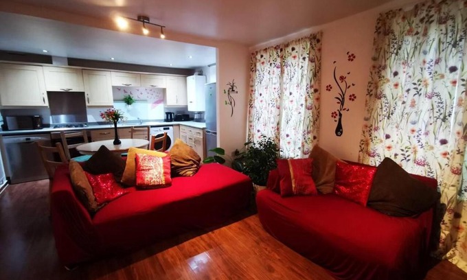 Edmonton Apartamento | Modern and cosy Apartment in North London UK