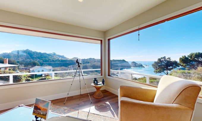 Elk Casa | Modern beach home with panoramic views & updated interior - great location