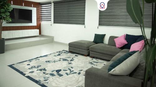 Tijuana Apartamento | Modern & Best Location Airport US Embassy Boarder